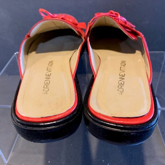 Adrienne Vittadini Women's 9AA Red Leather Flats w Tassle Slip Ons - Picture 4 of 5